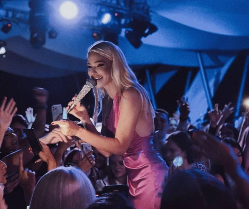 Nataša Bekvalac Nova godina
