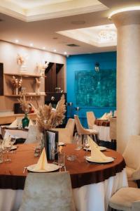Hotel restoran decenija Nova godina