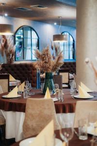 Hotel restoran decenija Nova godina