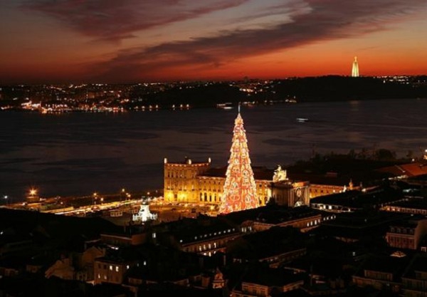 nova godina lisabon slike doček na trgu