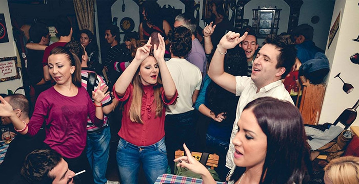 Kafana Mala Maca Docek Nove godine
